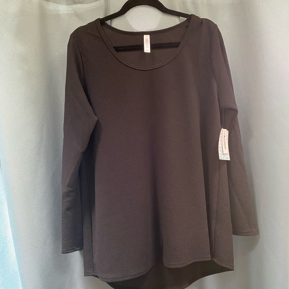 Lularoe Lynnae Top 2XL NWT